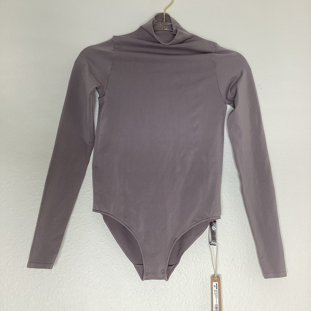 SKIMS Long Sleeve Mock Neck Bodysuit in Mauve Taupe